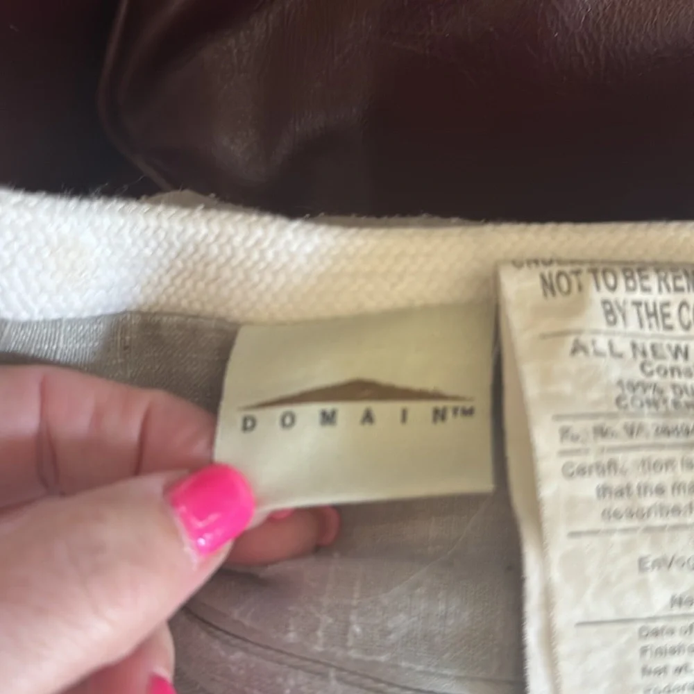 DOMAIN Taupe Ivory Linen Blend Medallion Embroidered Feather Pillow EUC $75